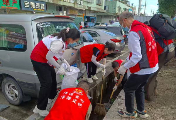 创赢盘交易 开平市深入开展“两清一灭”爱国卫生行动
